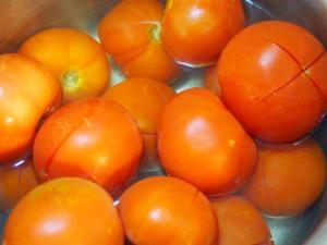 tomate-émondée