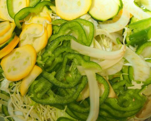légumes sautés-plancha-chou pointu-courgette-poivron-oignon doux-fenouil-aubergine-Noilly Prat-huile d’olive