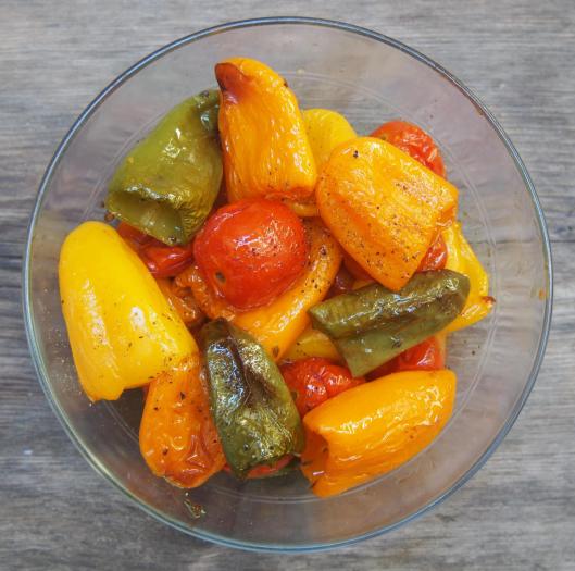 mini-poivron-mini tomate-sans gluten-végan-huile d’olive-ail-blog Narbonne-Halles de Narbonne-blogueuse Narbonne-Carole Caillaba Suchet