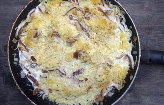 courge spaghetti-shiitaké-parmesan-ortie-sans gluten-Les Lentins des Corbières-blog Narbonne-blogueuse Narbonne