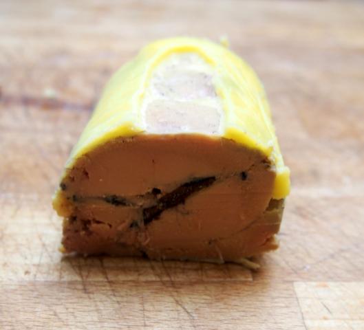http://chefsimon.com/gourmets/chef-simon/recettes/ballotine-de-foie-gras